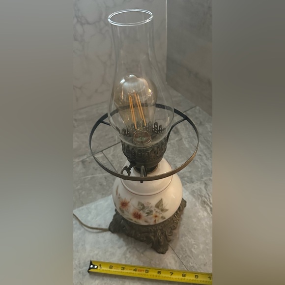 Vintage Hurricane Table Lamp - Base Only - Picture 6 of 7